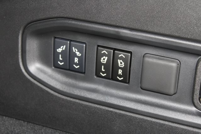 New 2027 Cadillac Vistiq Sport AWD/4WD image 35