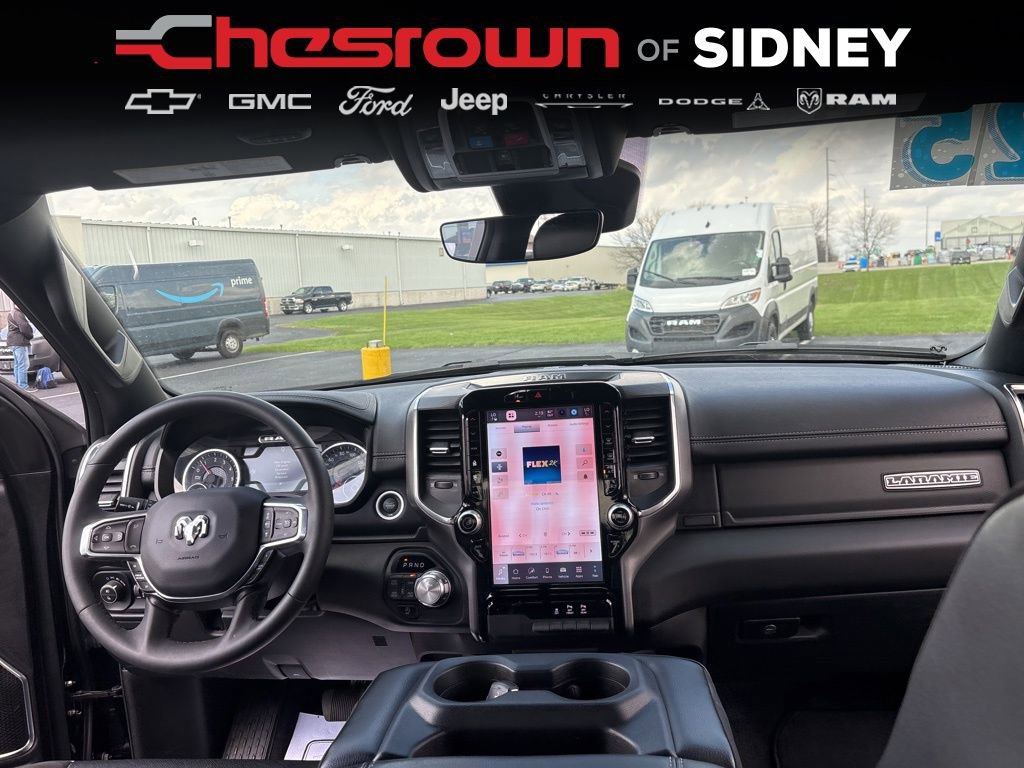 Used 2025 RAM 1500 Laramie AWD/4WD image 29