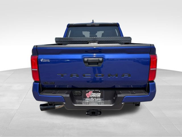 Used 2025 Toyota Tacoma SR5 AWD/4WD image 6