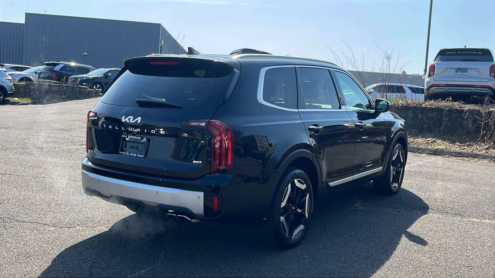 Used 2024 Kia Telluride S w/ S Sunroof Package AWD/4WD image 4