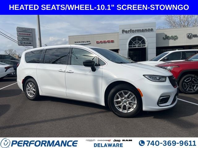Used 2024 Chrysler Pacifica Touring-L FWD image 1