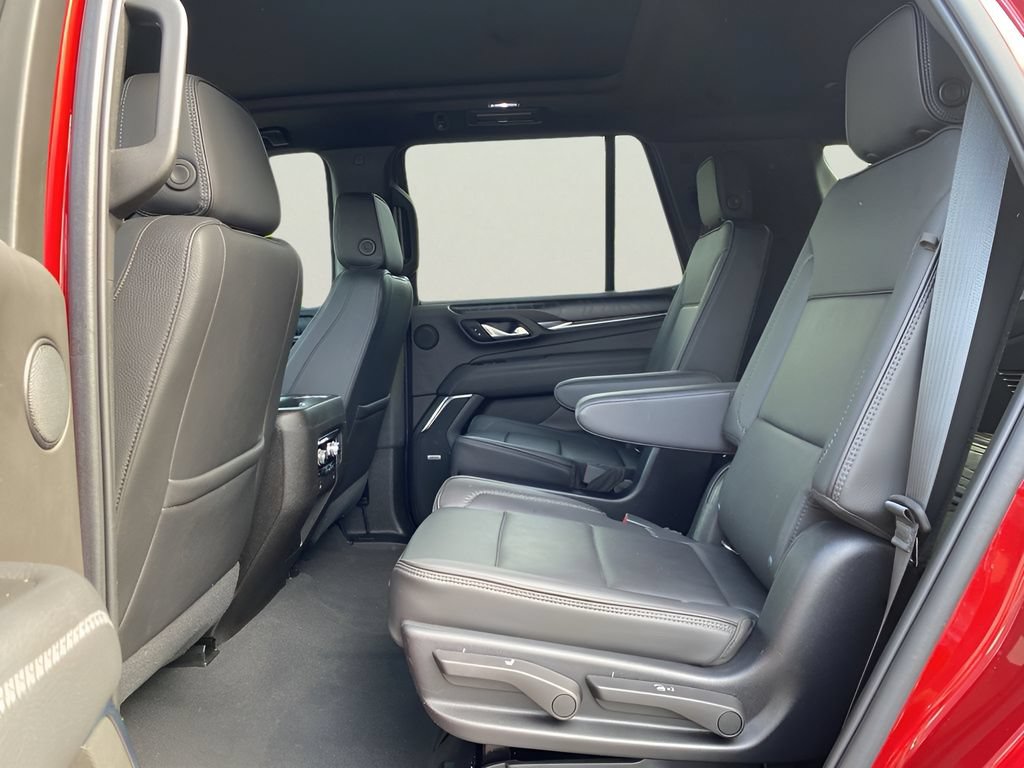 Used 2021 GMC Yukon Denali w/ Denali Premium Package AWD/4WD image 18