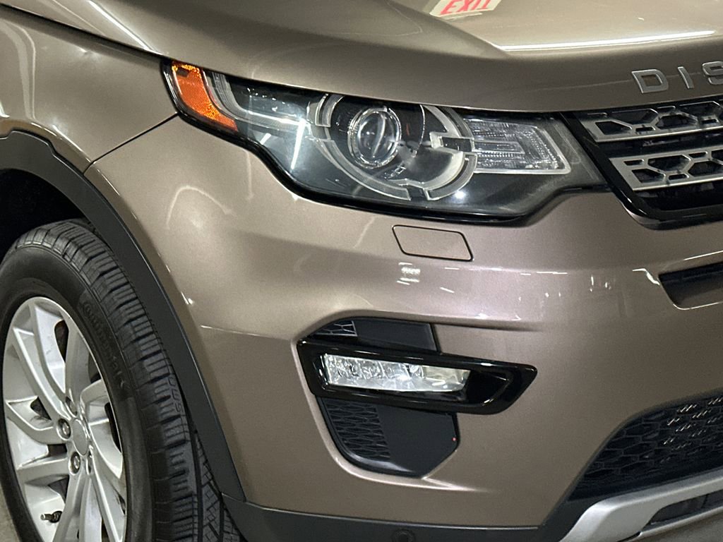 Used 2016 Land Rover Discovery Sport HSE image 9