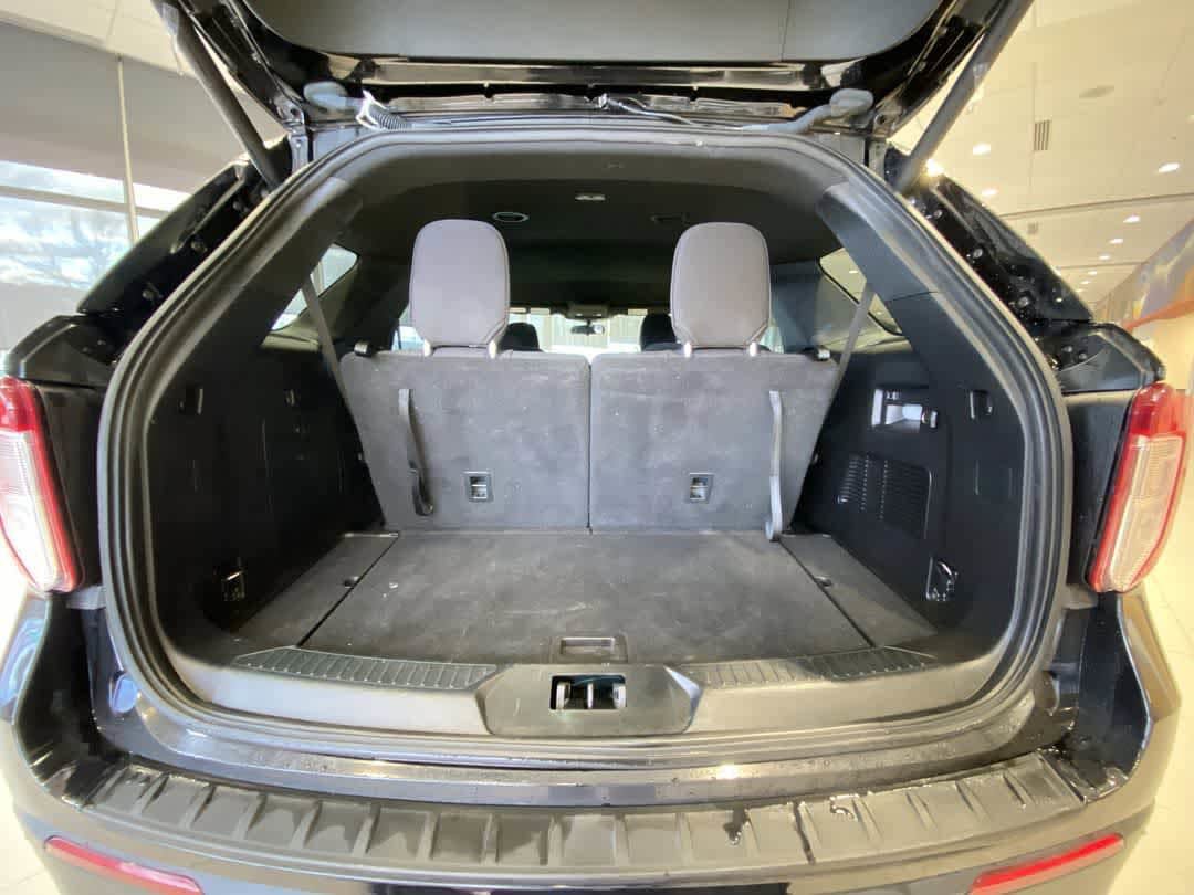 Used 2020 Ford Explorer XLT w/ Comfort Package AWD/4WD image 26