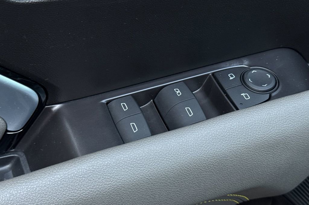 Certified 2024 Chevrolet Colorado ZR2 w/ ZR2 Bison Edition AWD/4WD image 12