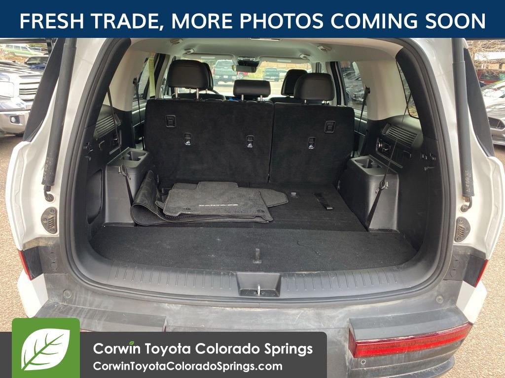 Used 2025 Hyundai Santa Fe SEL AWD/4WD image 12