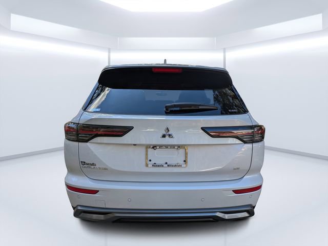 New 2026 Mitsubishi Outlander SE image 4
