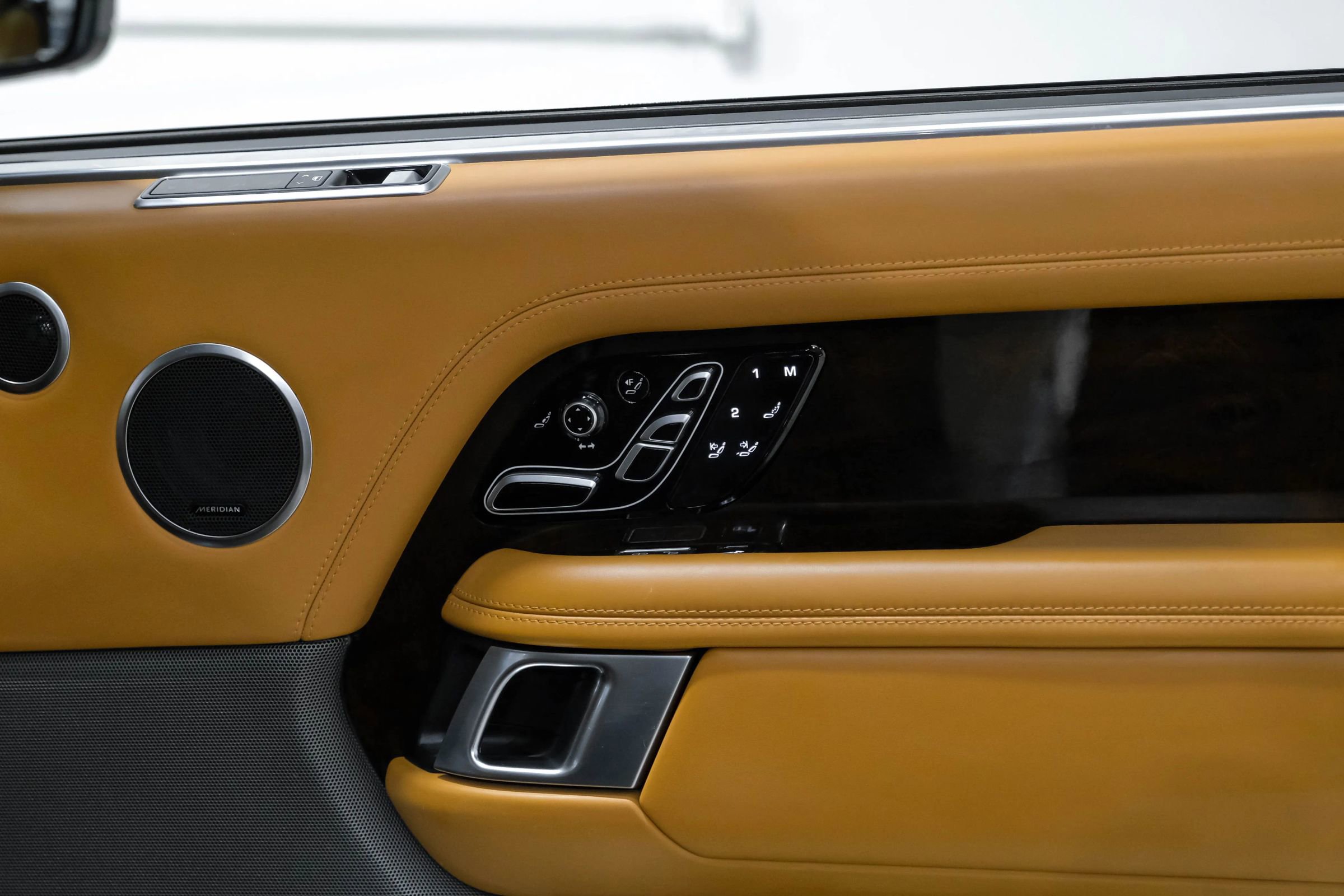 Used 2019 Land Rover Range Rover Long Wheelbase Autobiography image 53