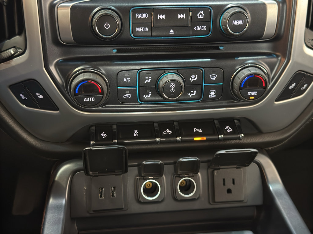 Used 2017 GMC Sierra 1500 SLT w/ SLT Premium Package image 29