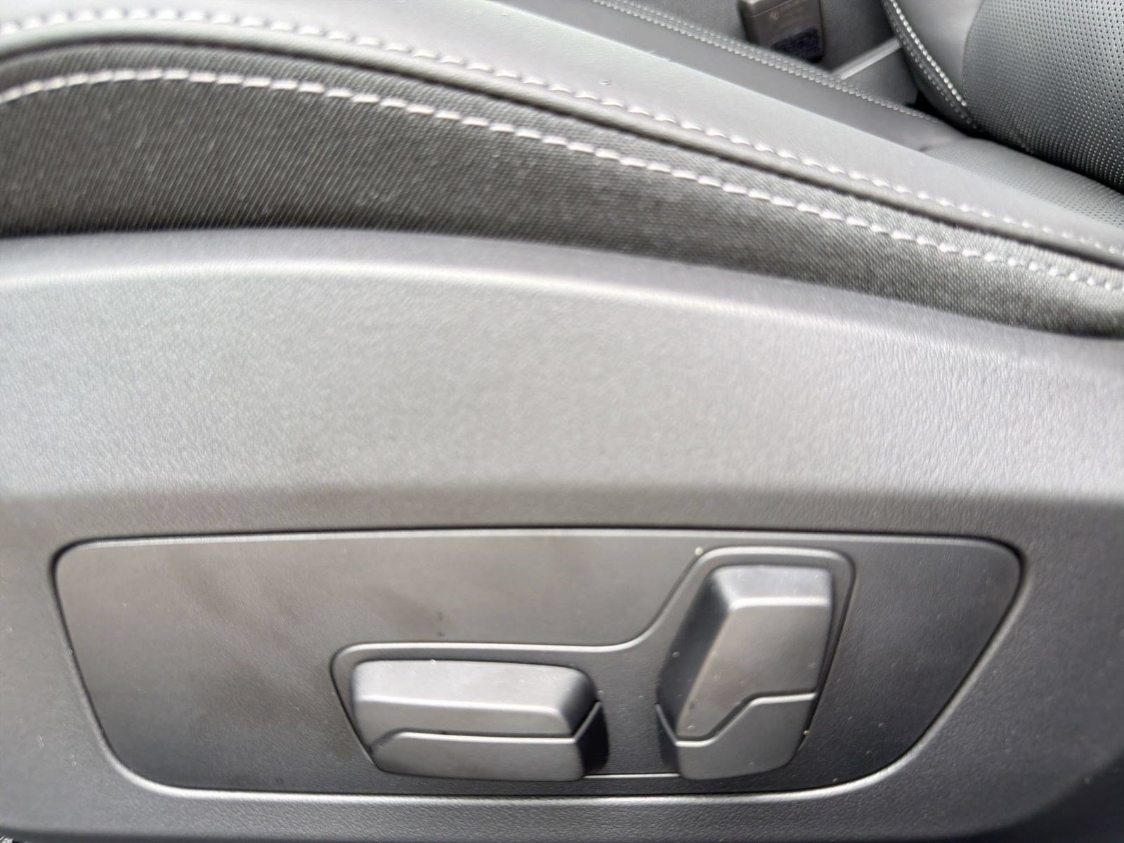 Used 2026 BMW 228i w/ Premium Package FWD image 14