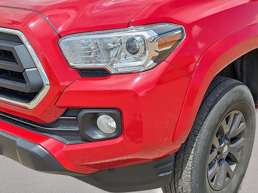 Used 2023 Toyota Tacoma SR5 RWD image 9