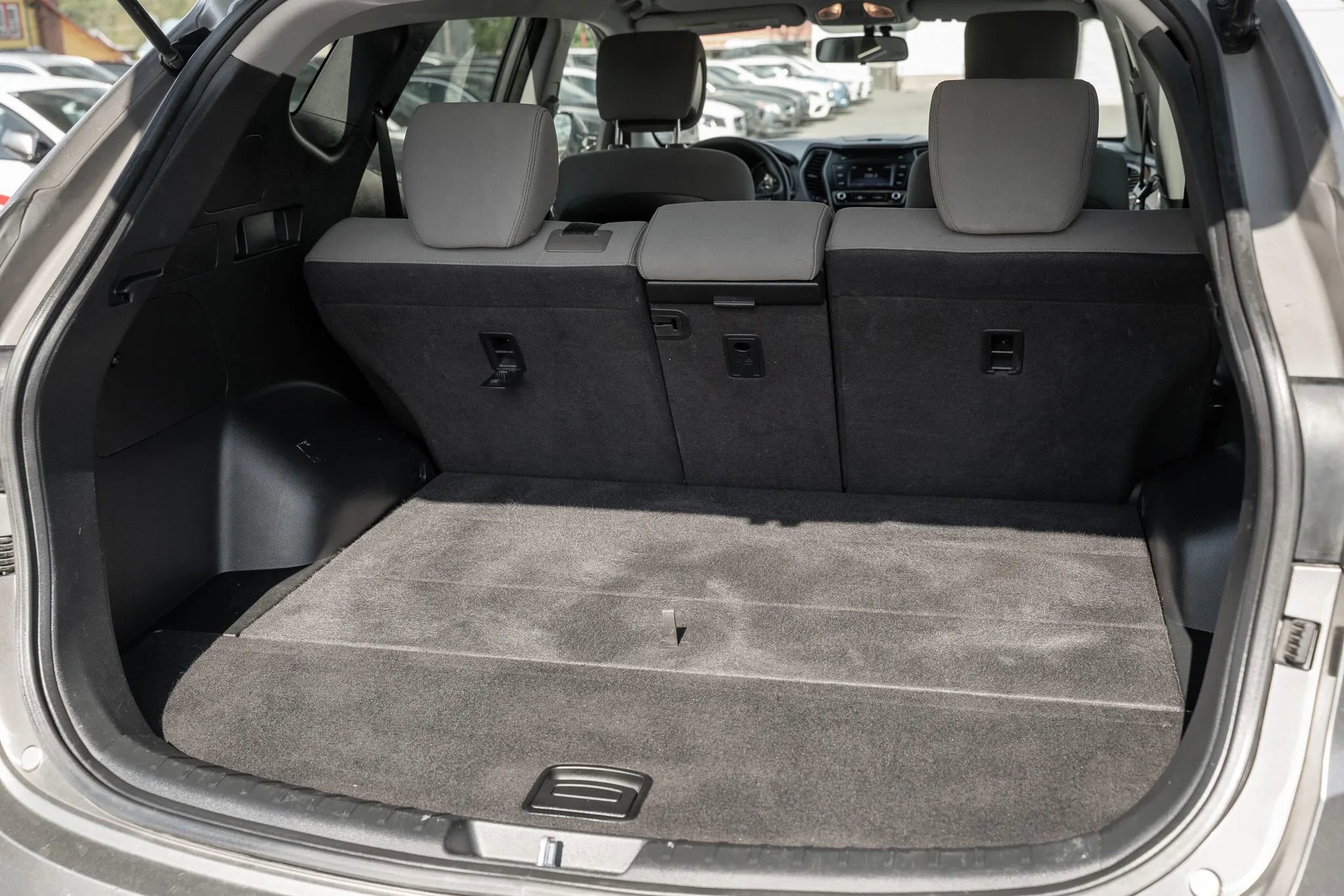 Used 2018 Hyundai Santa Fe Sport FWD image 9