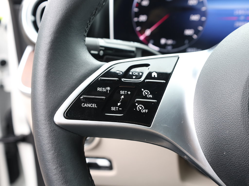 Used 2023 Mercedes-Benz C 300 Sedan image 36