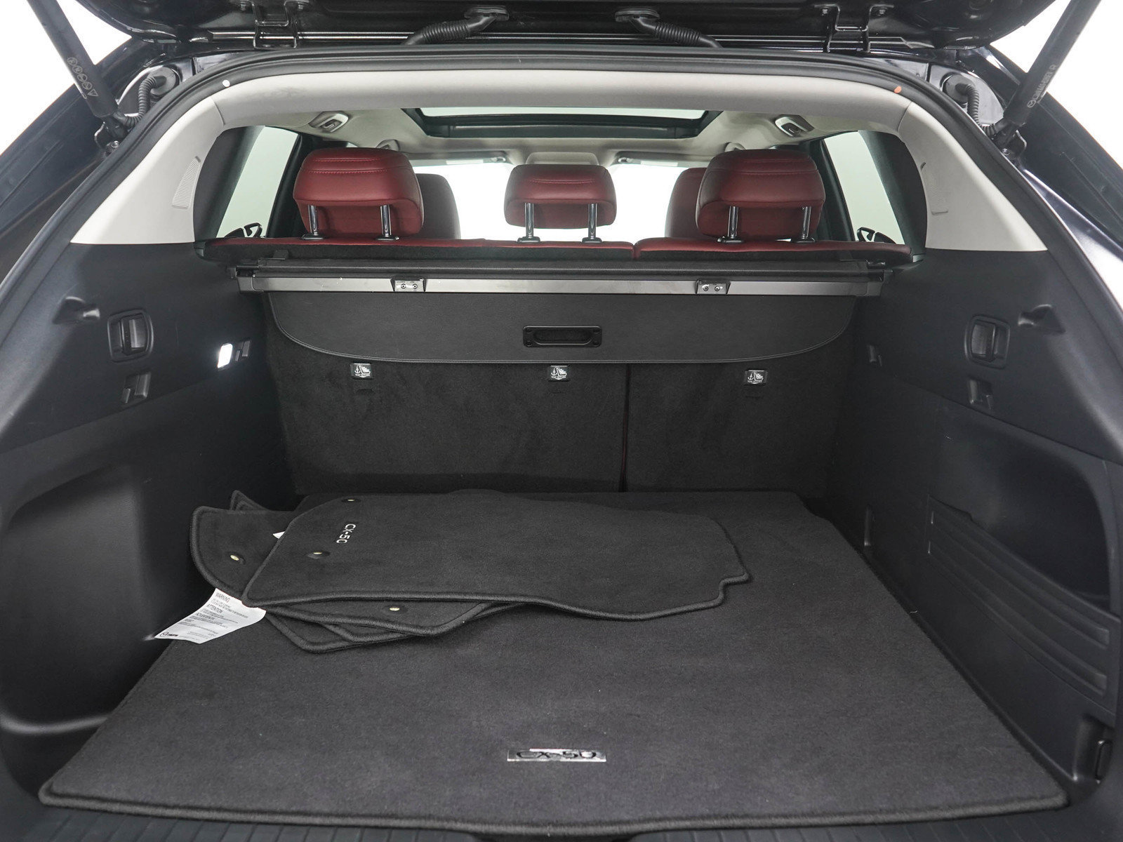 Certified 2026 MAZDA CX-50 AWD 2.5 Hybrid w/ Premium Pkg image 9
