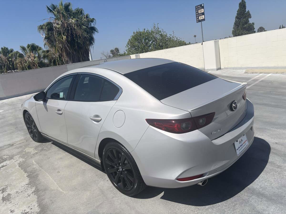 Used 2024 MAZDA MAZDA3 s image 8