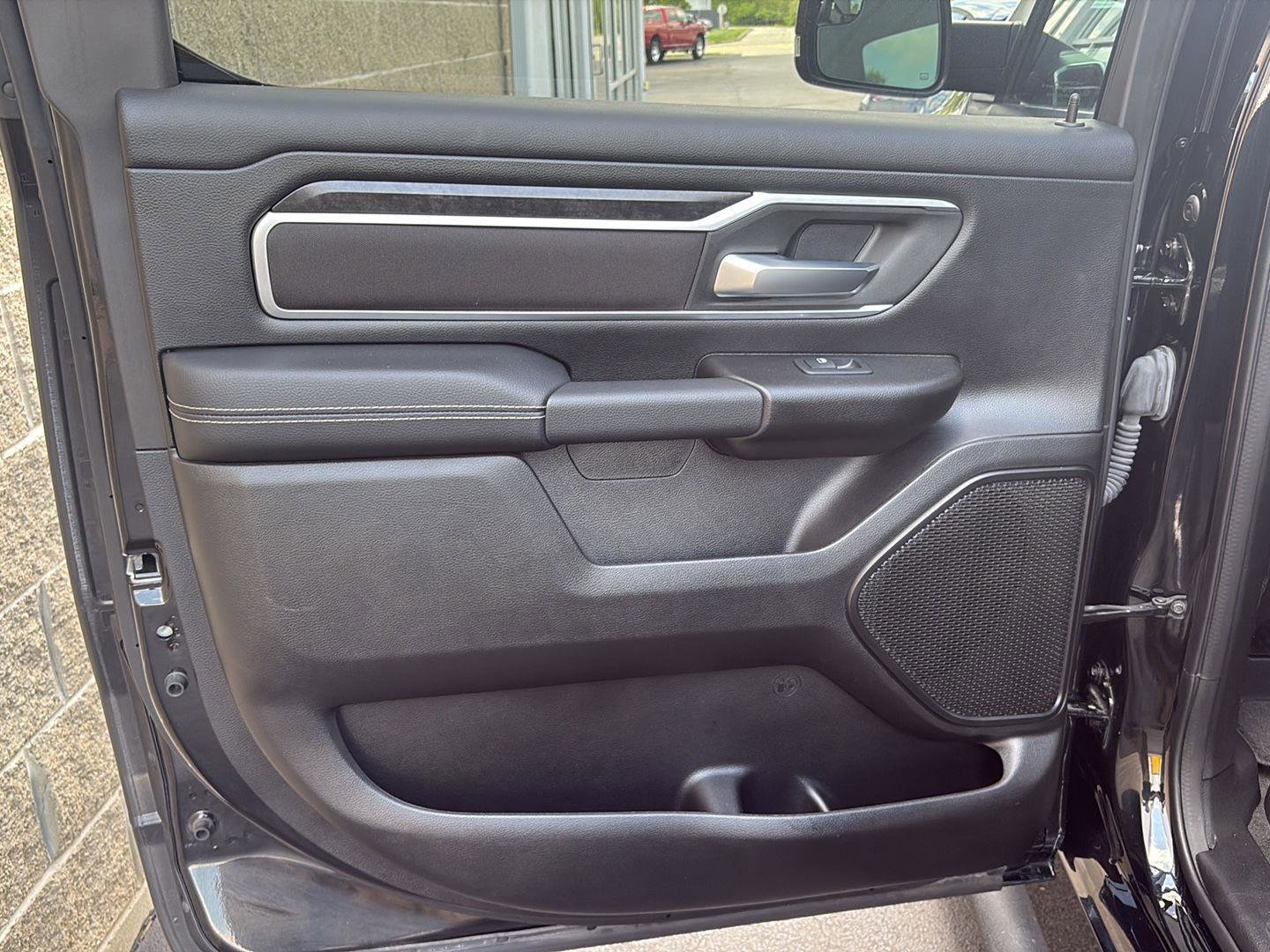 Used 2023 RAM 1500 Big Horn AWD/4WD image 29
