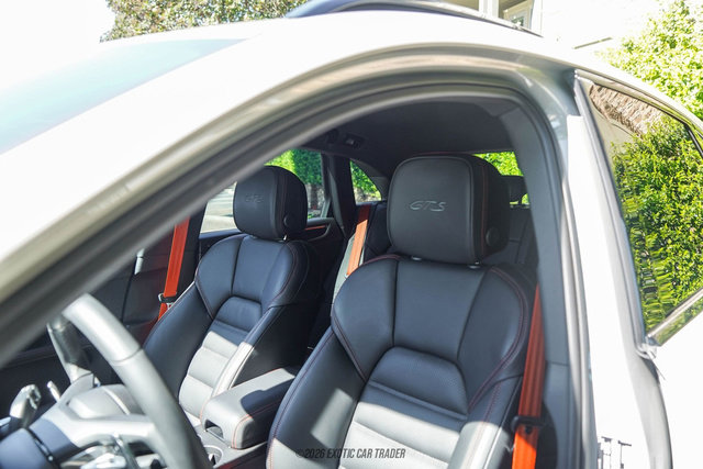 Used 2025 Porsche Macan GTS AWD/4WD image 27