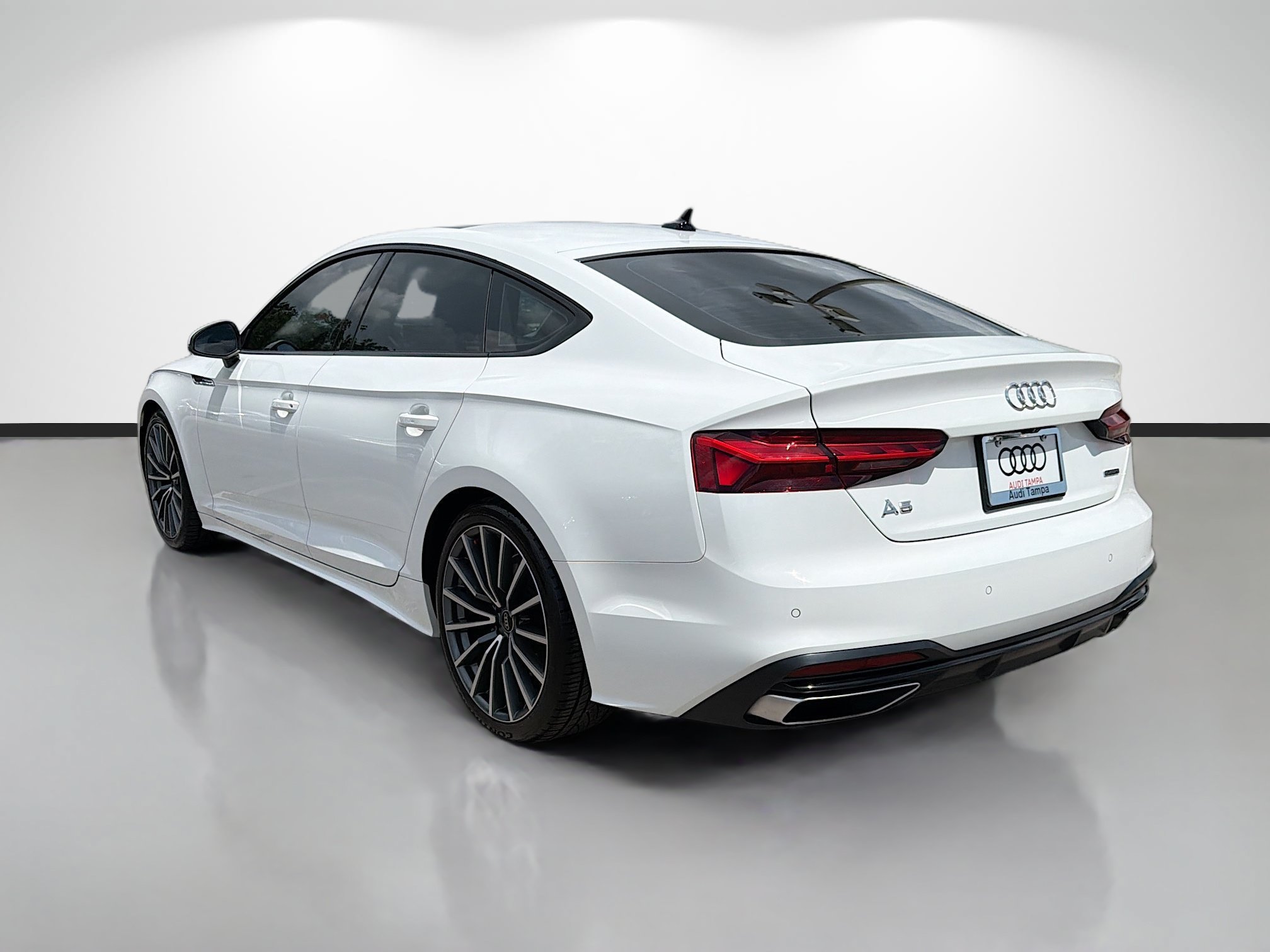 Used 2024 Audi A5 2.0T Premium Plus AWD/4WD image 5