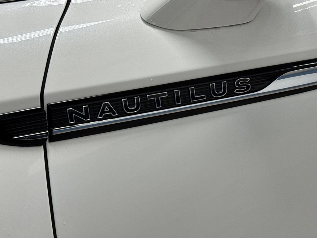 Used 2022 Lincoln Nautilus Black Label w/ Class II Trailer Tow Package image 36