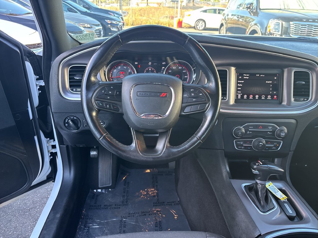 Used 2022 Dodge Charger SXT RWD image 13