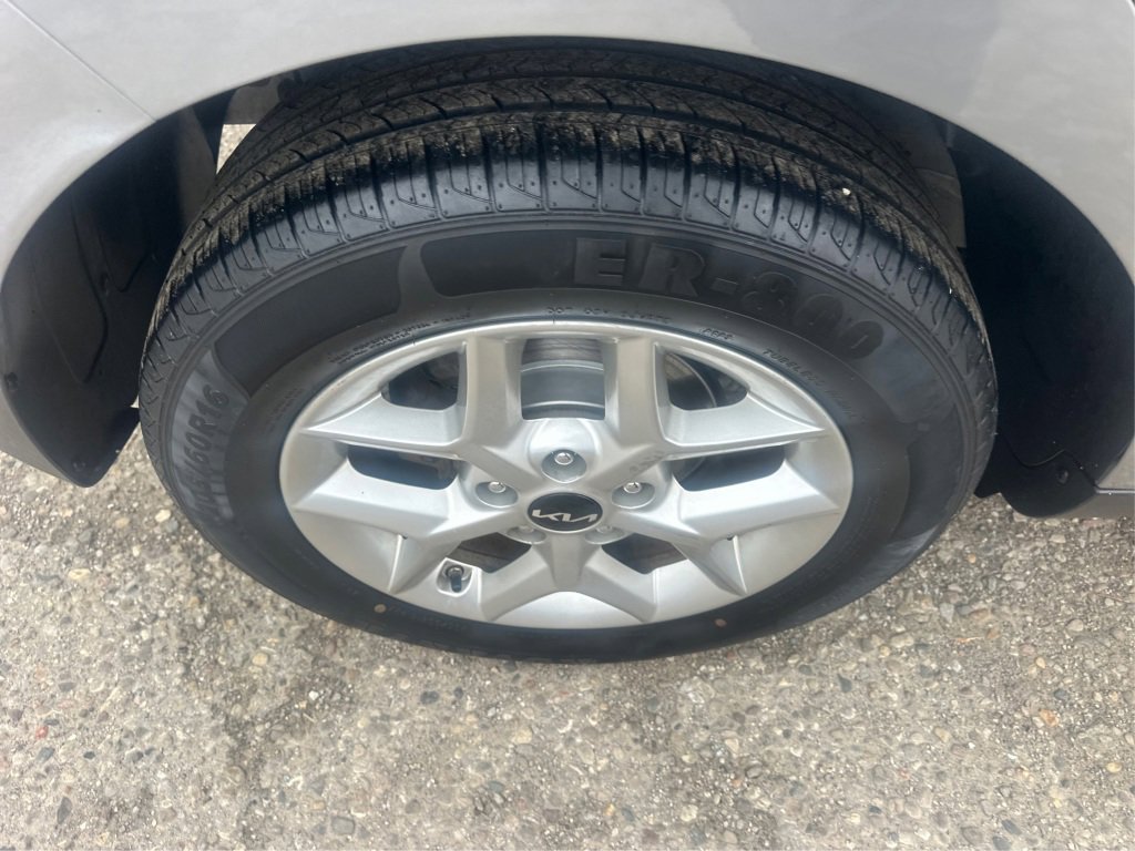 Used 2022 Kia Soul LX w/ Technology Package image 17