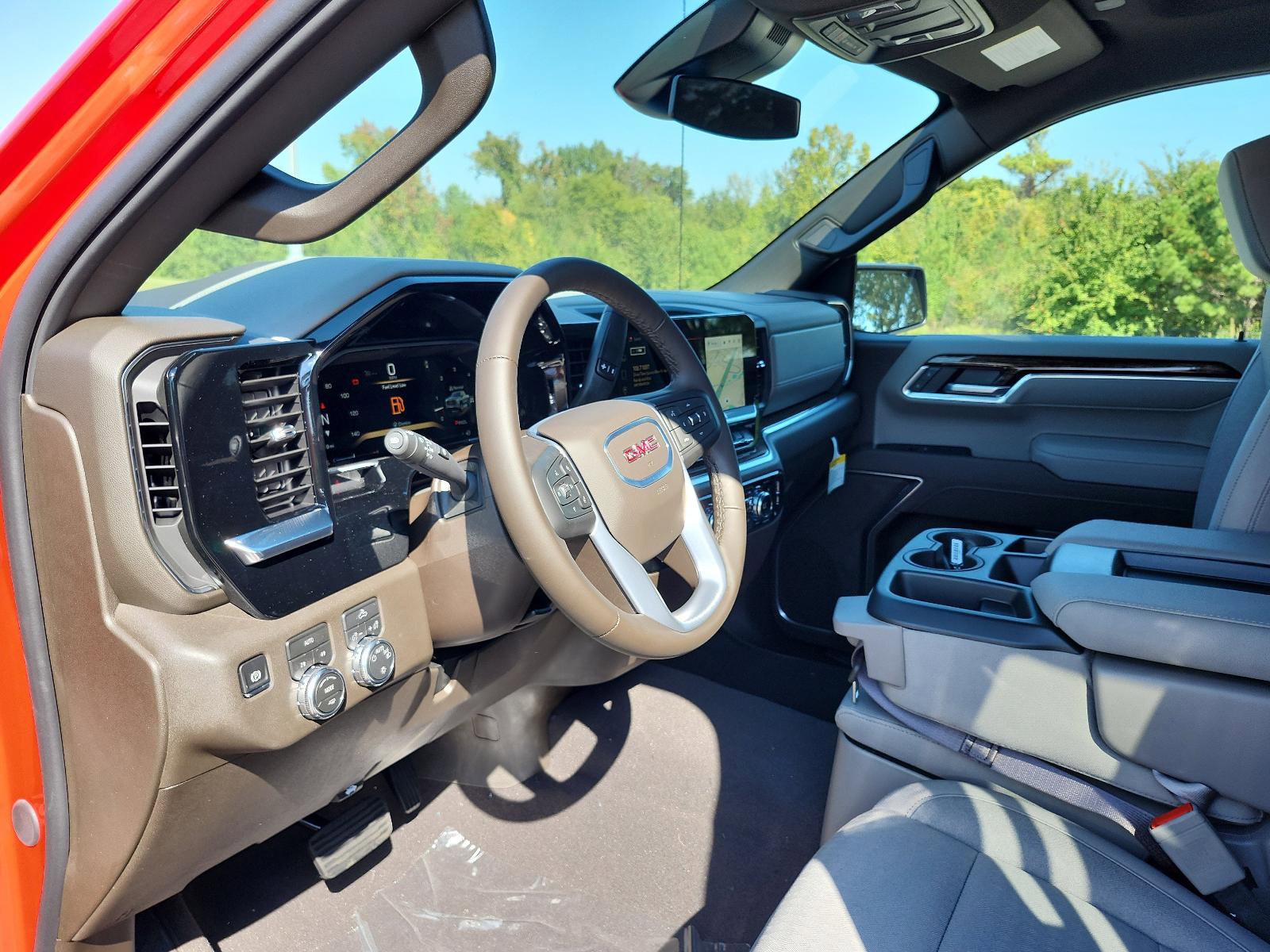 New 2026 GMC Sierra 1500 SLE image 11