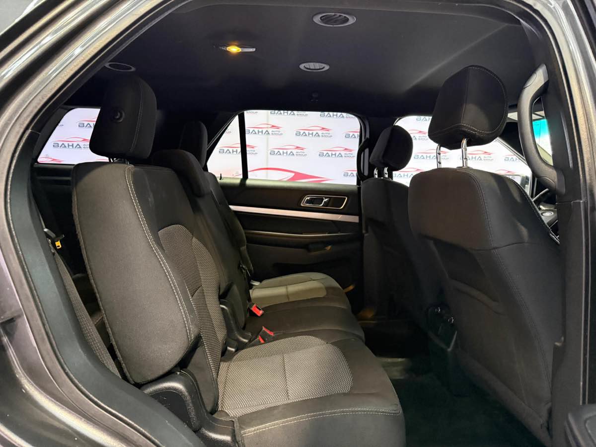 Used 2017 Ford Explorer XLT AWD/4WD image 43