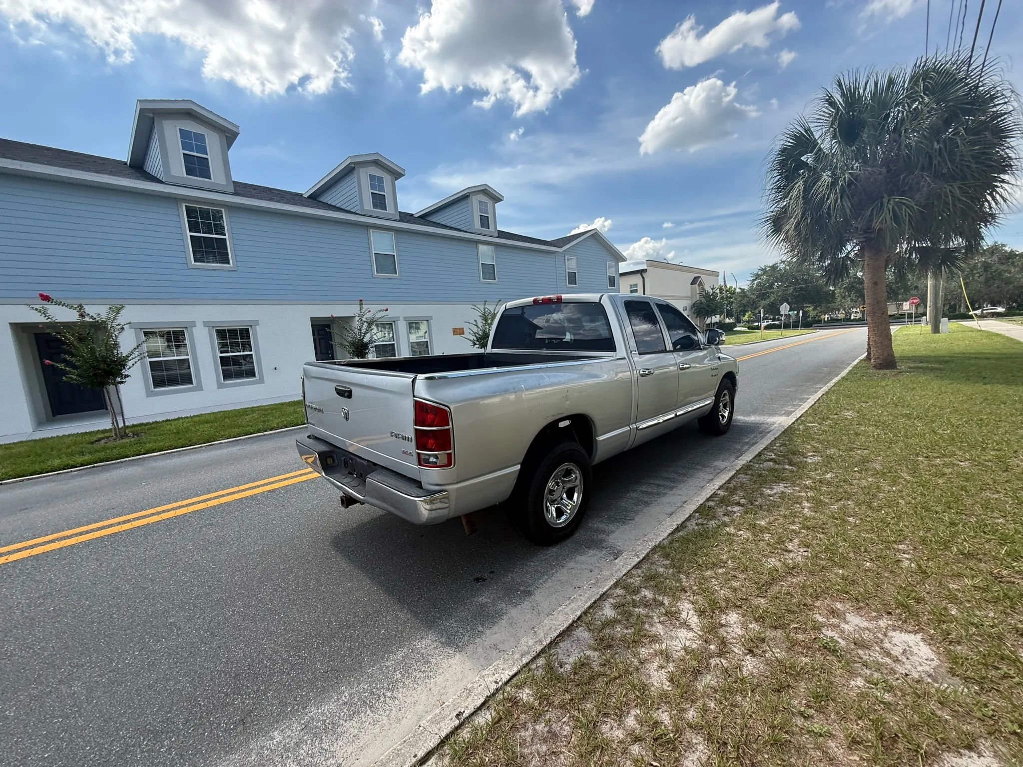 Used 2004 Dodge Ram 1500 Truck SLT image 5
