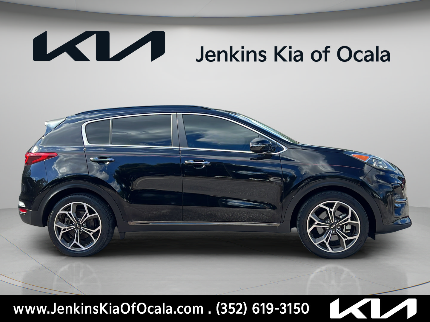 Certified 2022 Kia Sportage SX FWD image 2