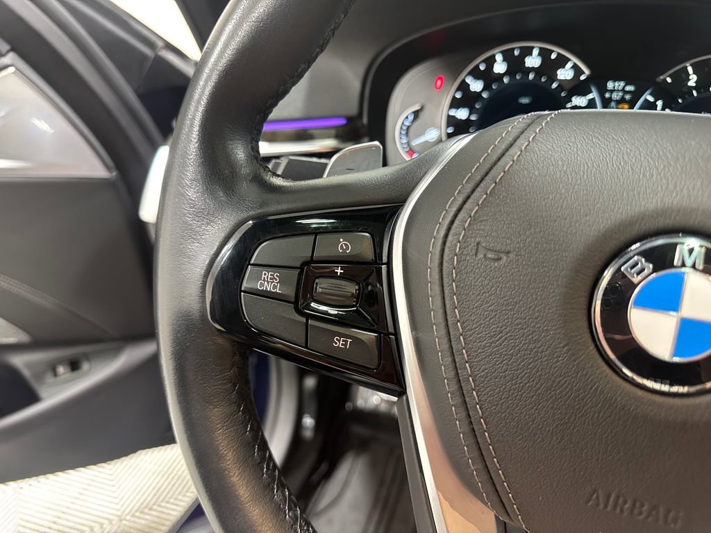Used 2018 BMW 540i xDrive image 36