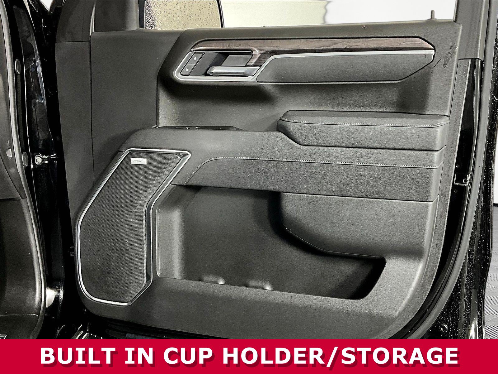 Used 2025 Chevrolet Silverado 1500 LTZ w/ LTZ Convenience Package II AWD/4WD image 29