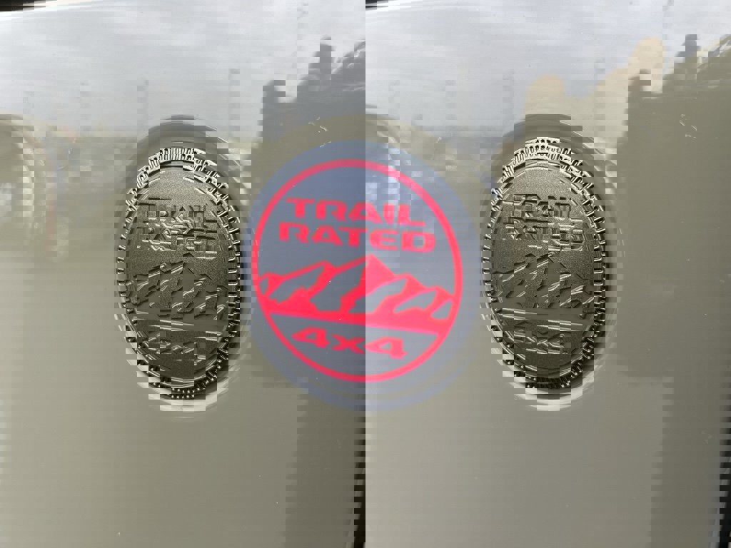 Used 2025 Jeep Wrangler Unlimited Rubicon image 9