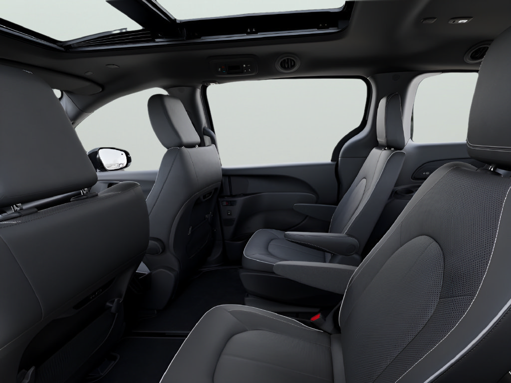 New 2027 Chrysler Pacifica Limited AWD/4WD image 24