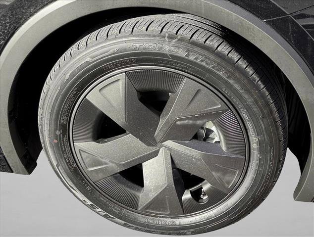 Used 2026 Toyota Prius Plug-In Hybrid image 9