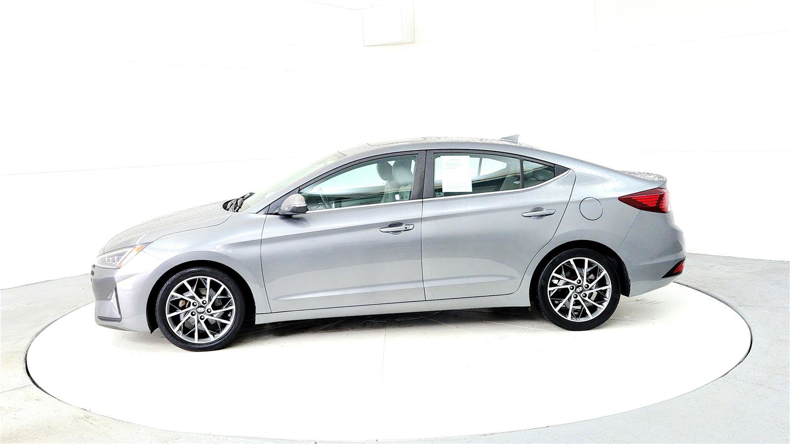 Used 2019 Hyundai Elantra Limited w/ Ultimate Package 02 image 3