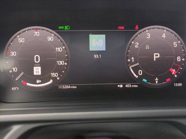 New 2025 Land Rover Defender 110 S image 11