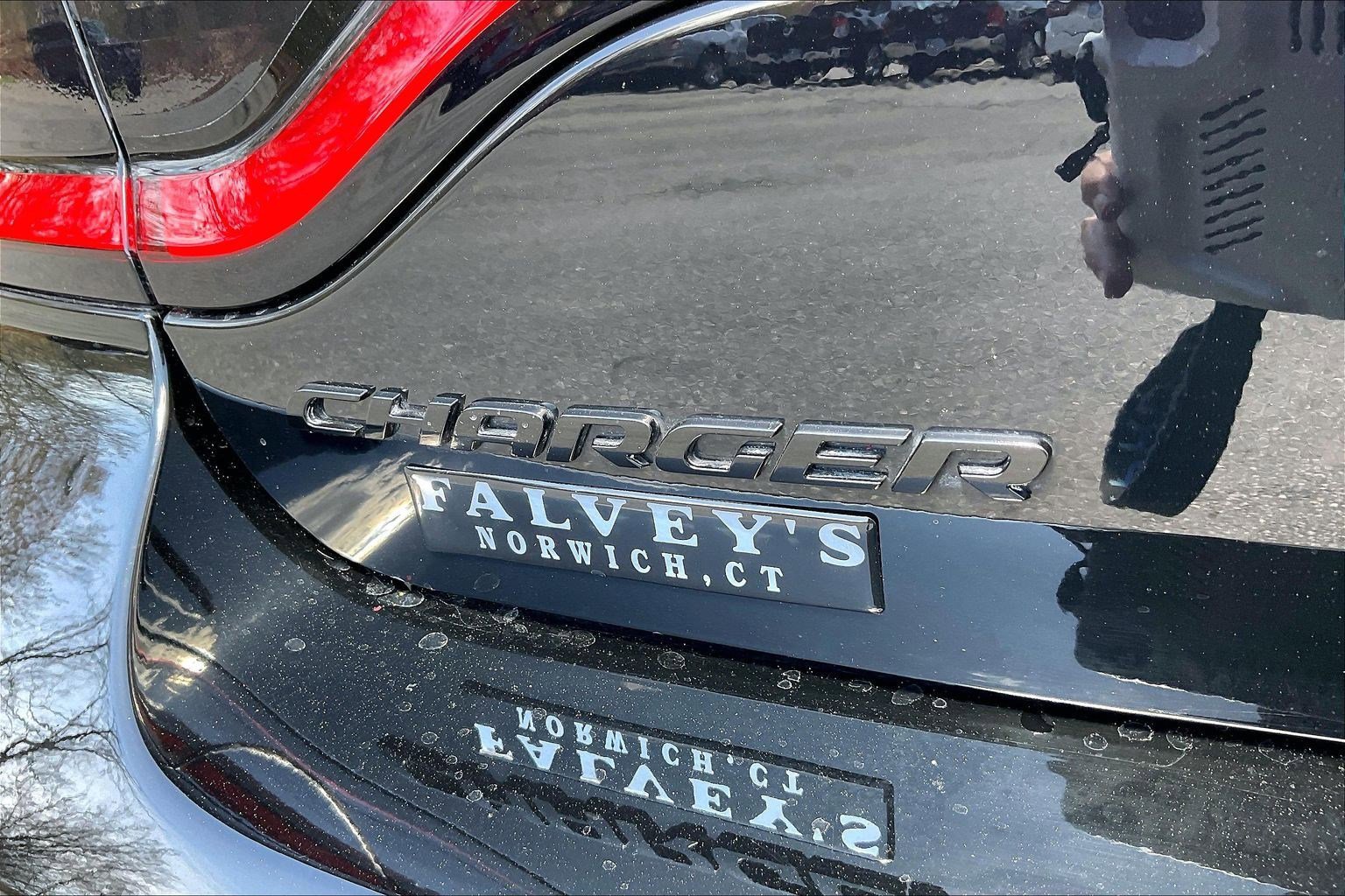 Used 2019 Dodge Charger Scat Pack w/ Dynamics Package RWD image 28