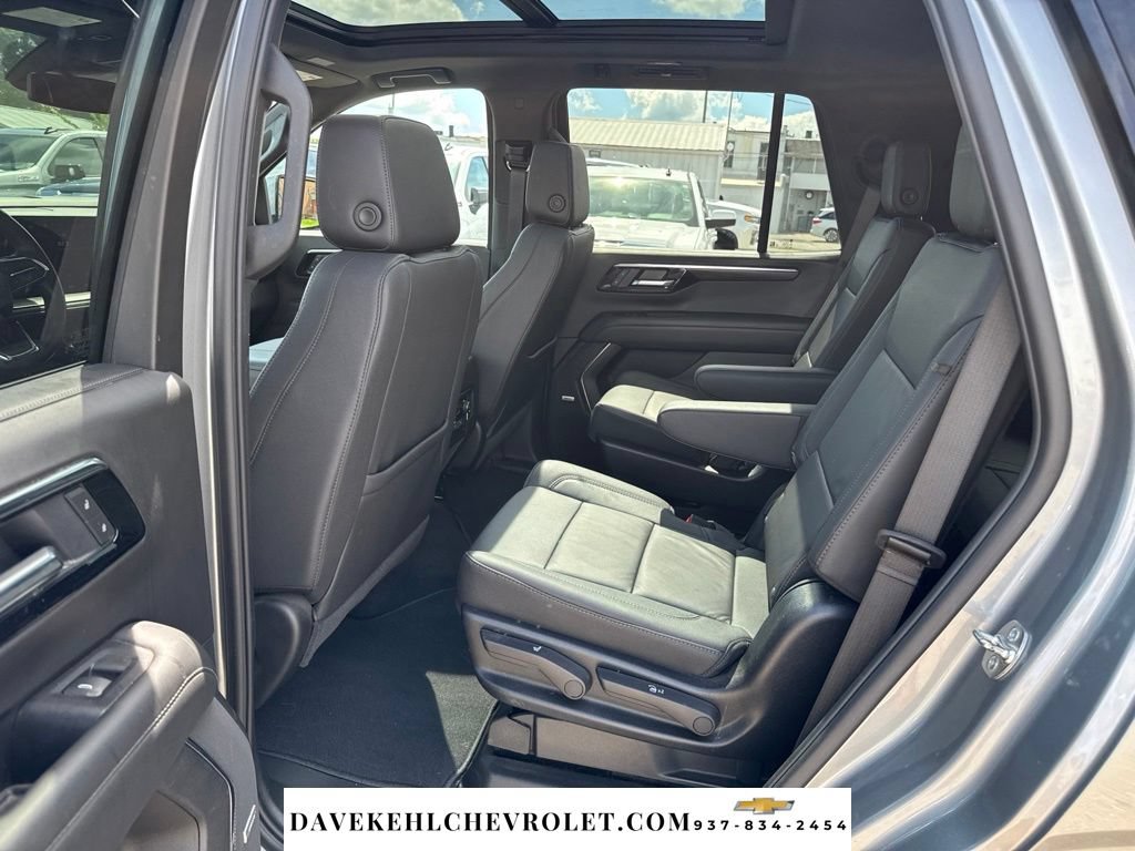 Used 2025 Chevrolet Tahoe Z71 w/ Comfort Package AWD/4WD image 21