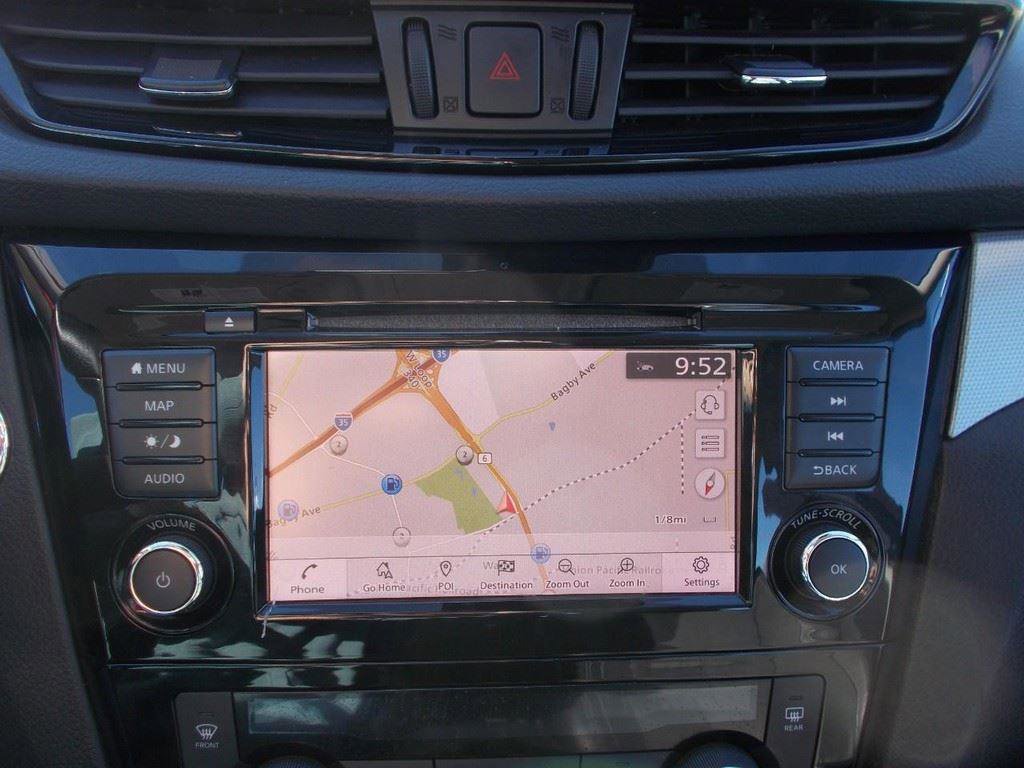 Used 2020 Nissan Rogue Sport SL w/ Premium Package FWD image 27