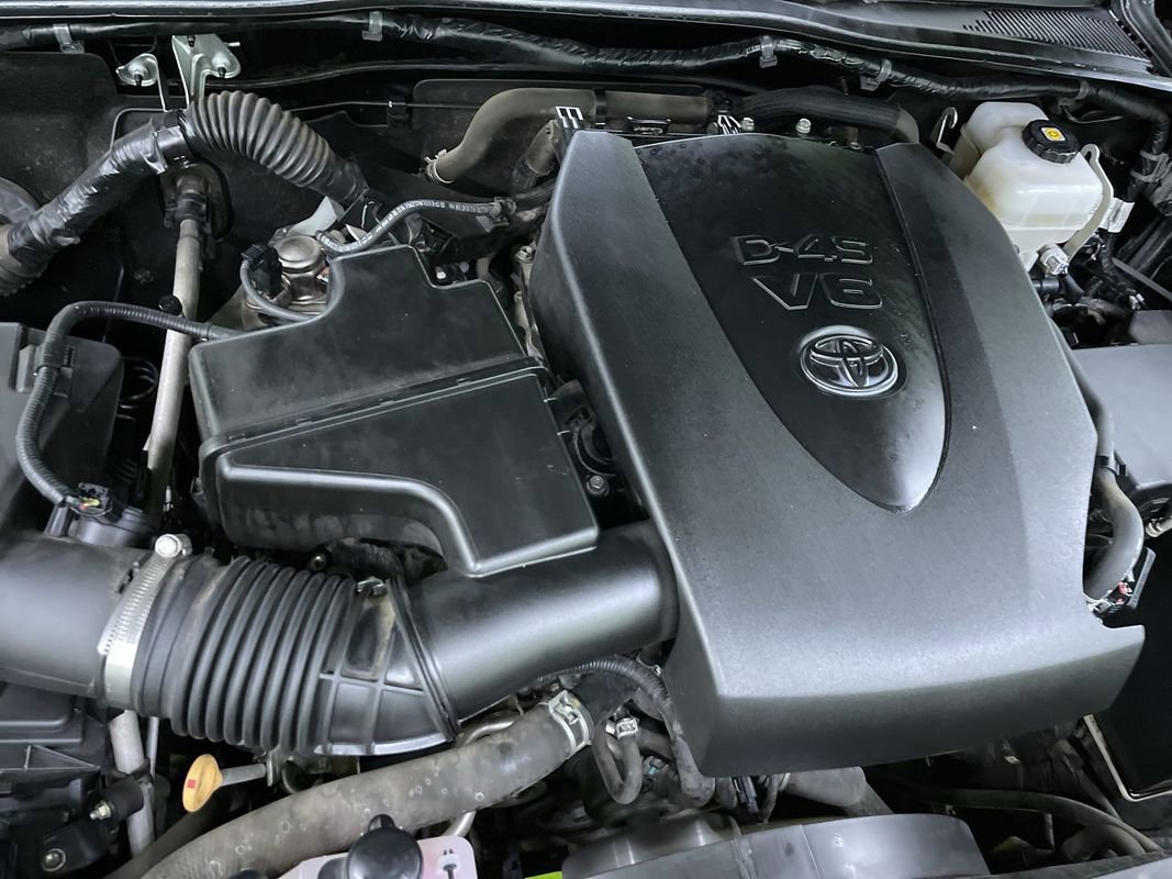 Used 2019 Toyota Tacoma TRD Off-Road w/ Technology Package image 28