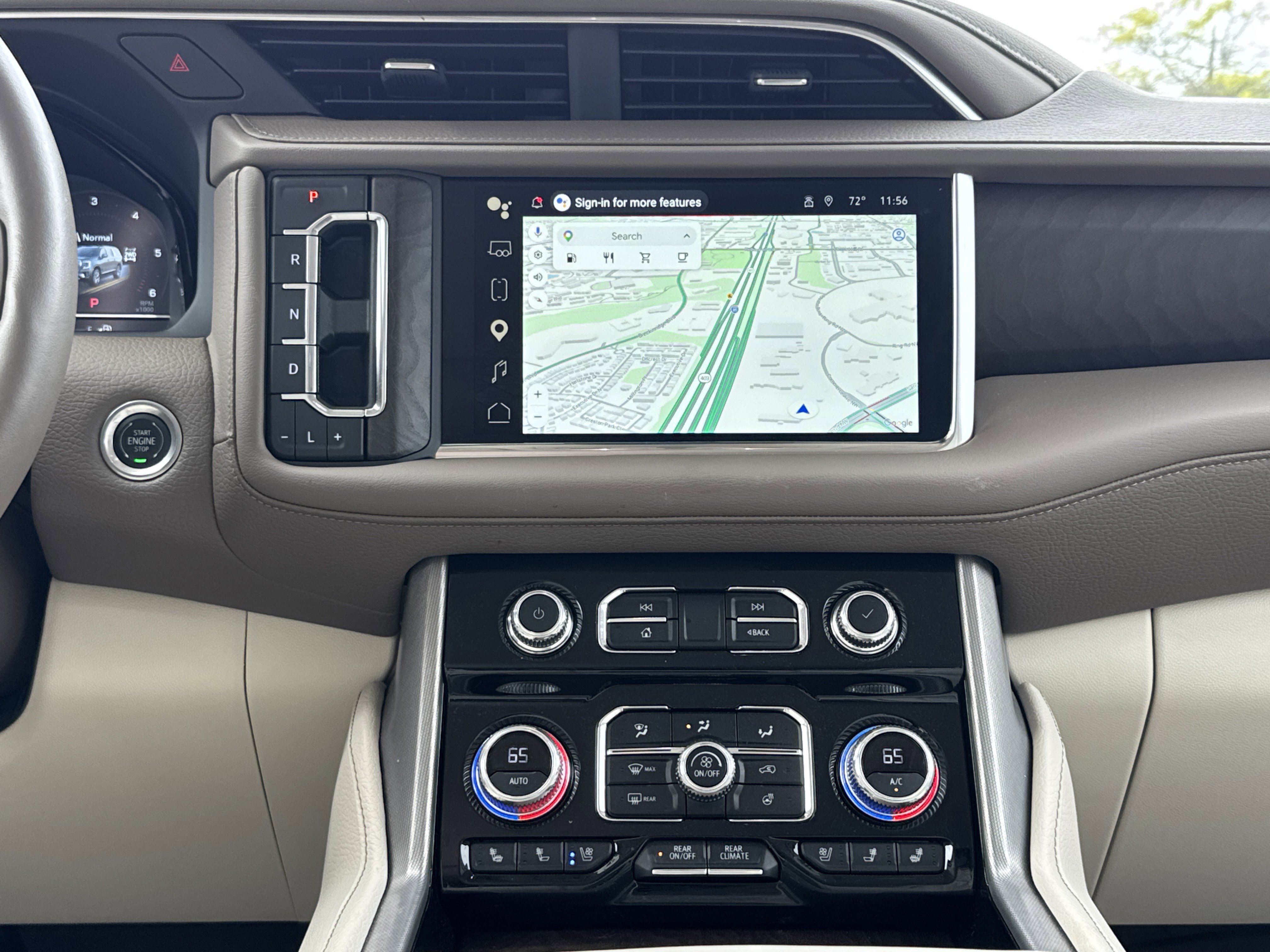 Used 2024 GMC Yukon Denali w/ Advanced Technology Package image 33