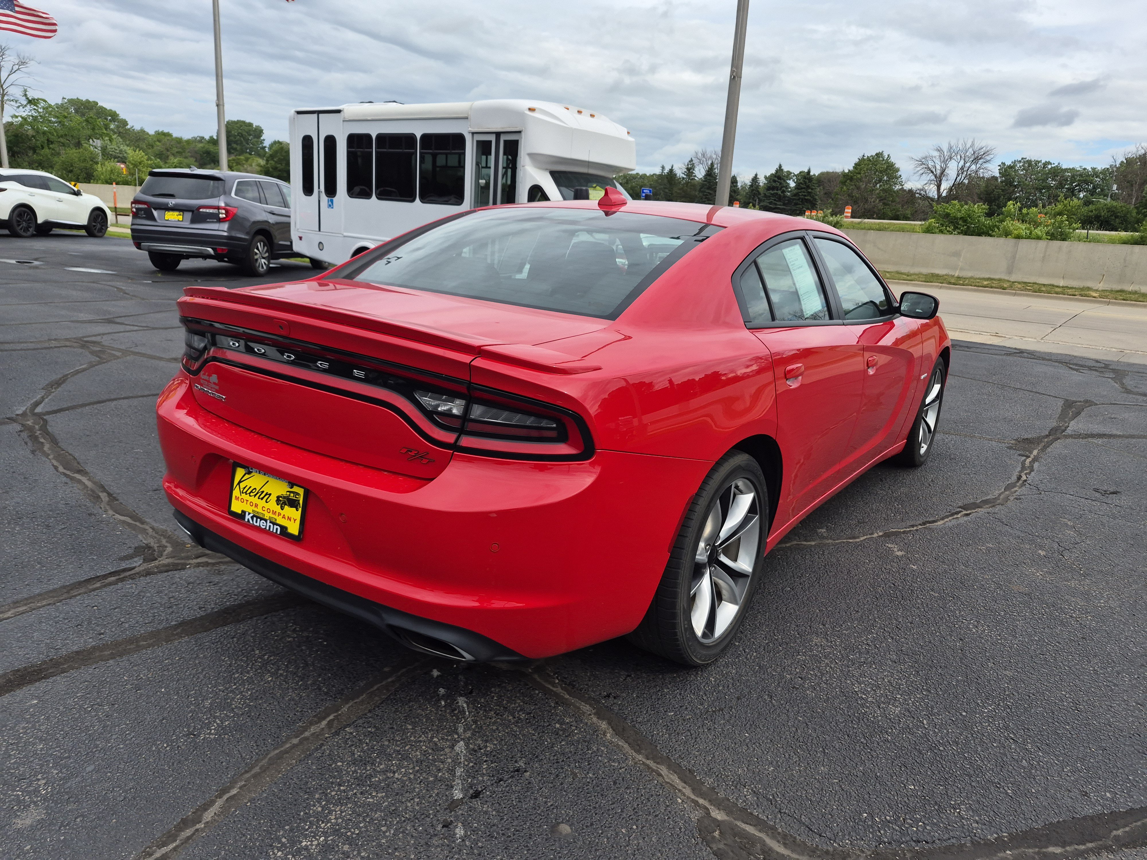 Used 2016 Dodge Charger R/T RWD image 8
