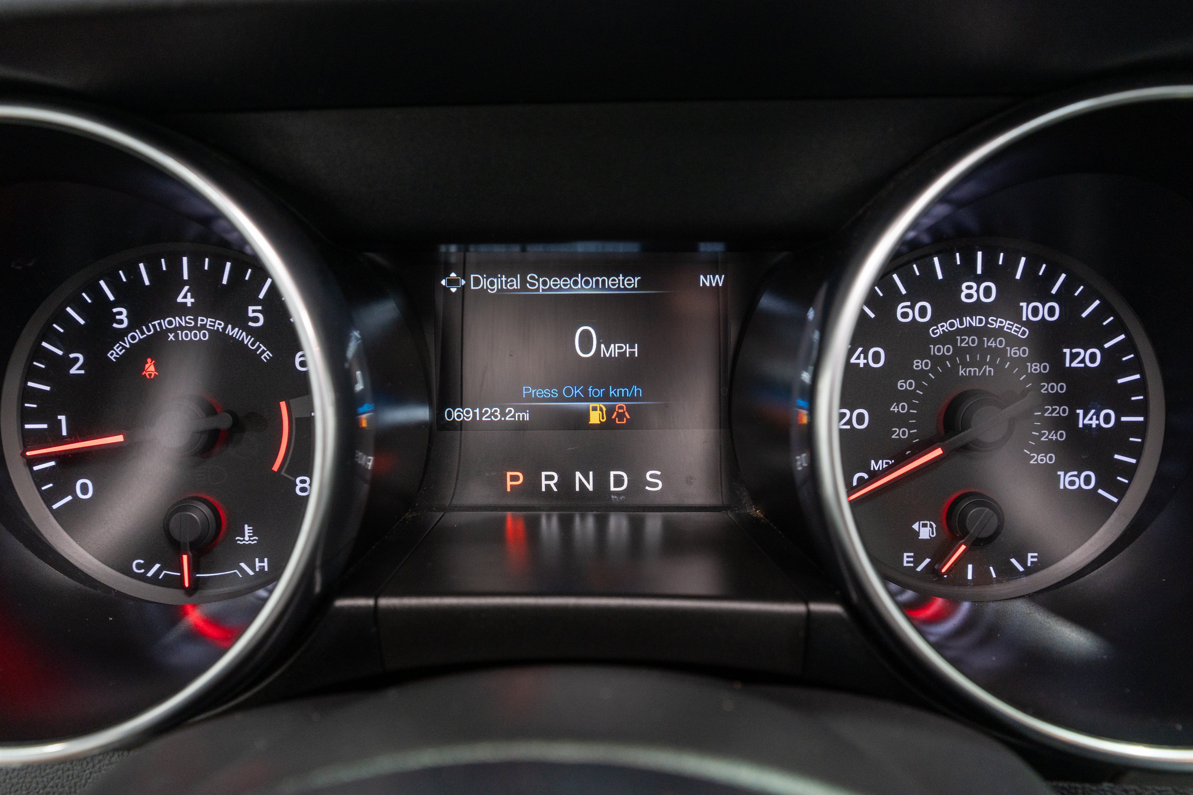 Used 2019 Ford Mustang Premium RWD image 25