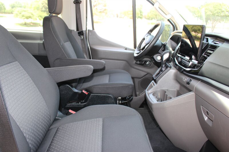 Used 2023 Ford Transit 350 XLT RWD image 21