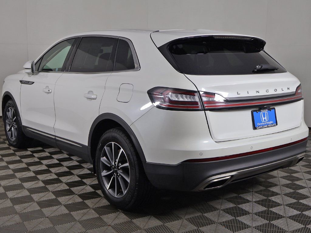 Used 2022 Lincoln Nautilus AWD image 7