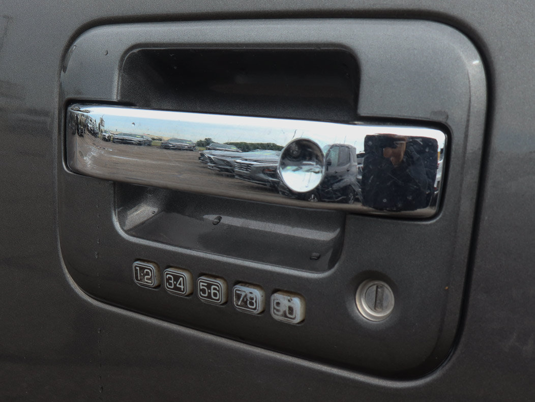 Used 2014 Ford F150 Platinum AWD/4WD image 14