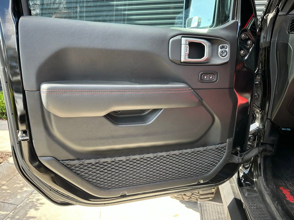 Used 2021 Jeep Wrangler Unlimited Rubicon image 18