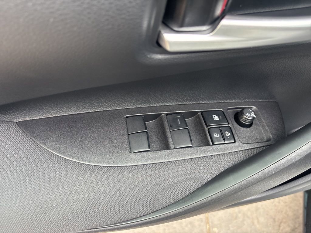 Used 2026 Toyota Corolla SE image 20