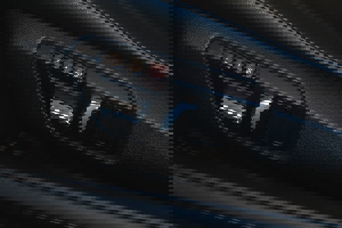 Used 2017 BMW 430i Coupe w/ Driver Assistance Package image 12