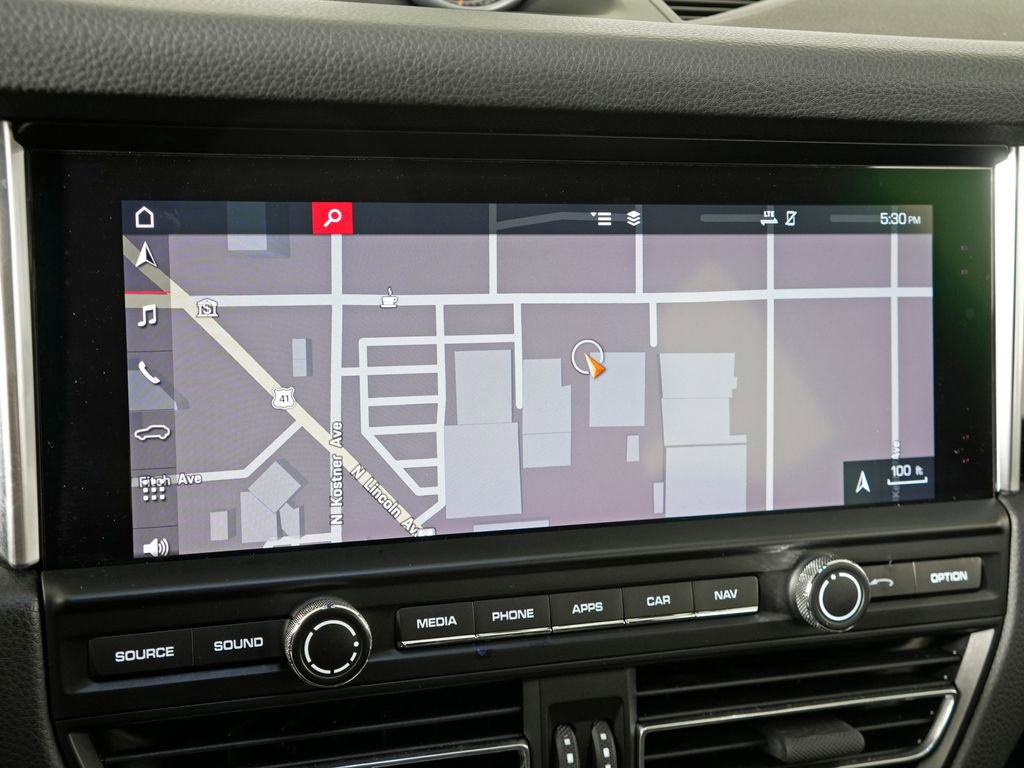 Certified 2019 Porsche Macan S image 31